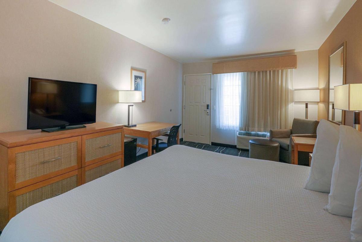 Popular attractions Area Nearby Property